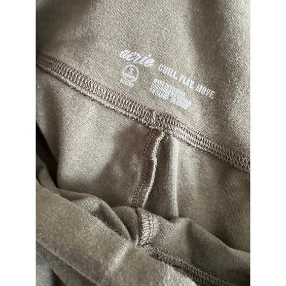 Aerie Army Green Leggings, Small Short - Picture 3 of 3